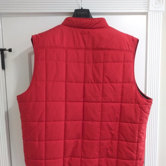 Banana Republic Water-Resistant Quilted Vest - Picture 4 of 6